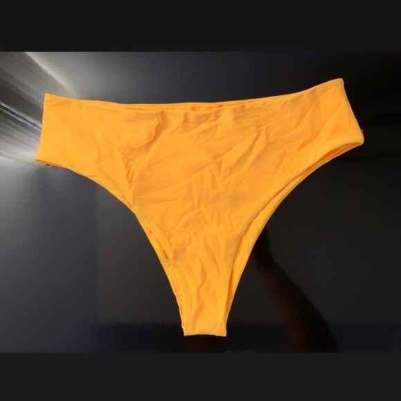 Yellow Front Tie Bikini (L) - Picture 5 of 5